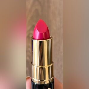 Artistry lipstick - color 23, Fushia